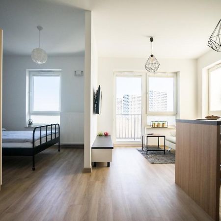 Bizapartments - Modern Flats With Parking Varsavia Esterno foto