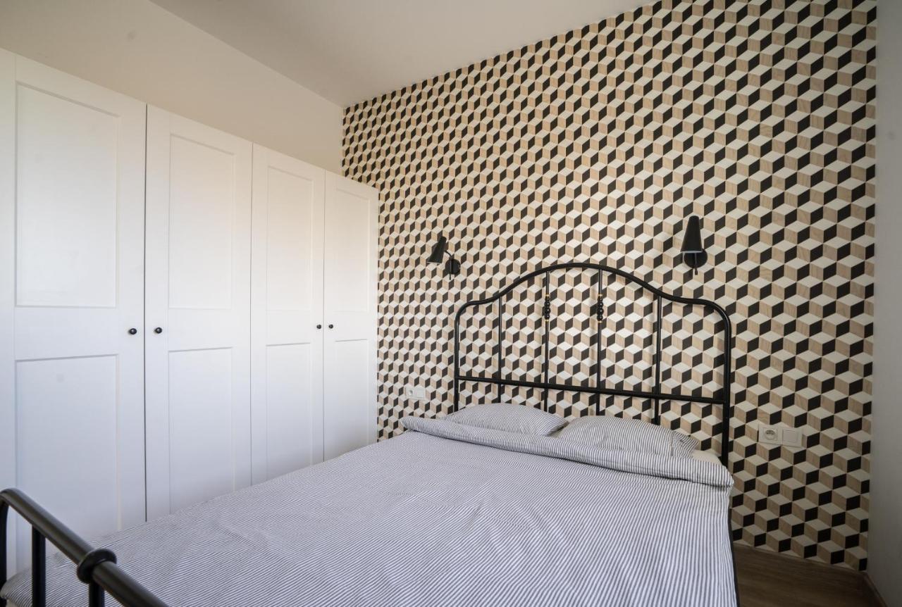 Bizapartments - Modern Flats With Parking Varsavia Esterno foto