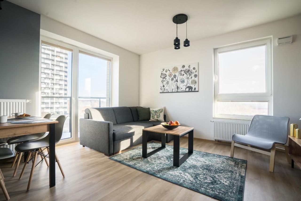 Bizapartments - Modern Flats With Parking Varsavia Esterno foto
