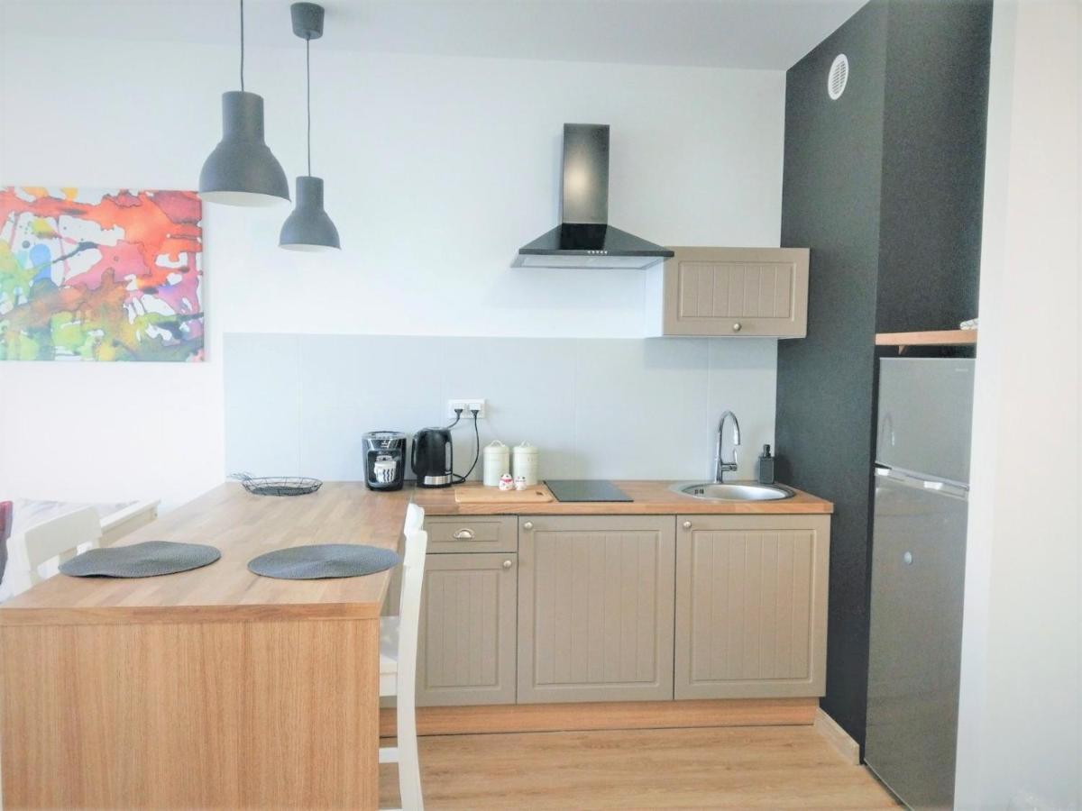 Bizapartments - Modern Flats With Parking Varsavia Esterno foto